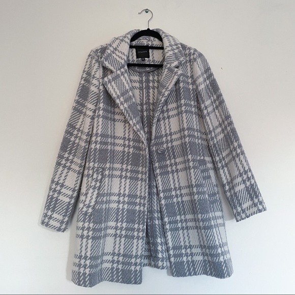 DYNAMITE - OVERSIZE PLAID COAT (size S) ๐๐ - Picture 3 of 3